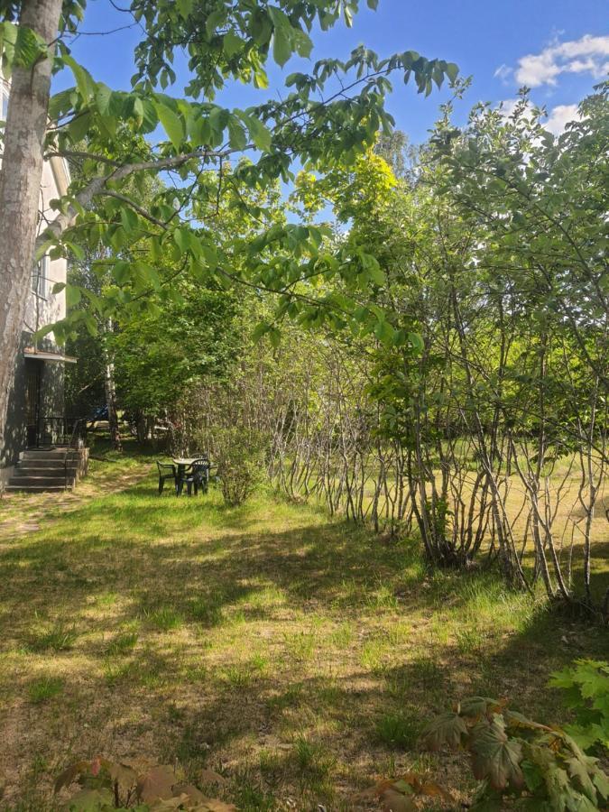 Liten Laegenhet 2 + 2 Pers Fågelfors Eksteriør billede